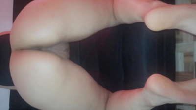 Mi madre me da su coño como regalo de Navidad