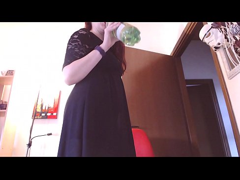 ❤️ ¡Una esclava sumisa a la que le encantan las bragas sucias y exuberantes se ve obligada a masturbarse después de ver este vídeo! ❤❌ Video de porno en es.porngifer.ru ❌️