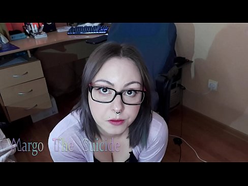 ❤️ Chica sexy con gafas chupa consolador profundamente en la cámara ❤❌ Video de porno en es.porngifer.ru ❌️